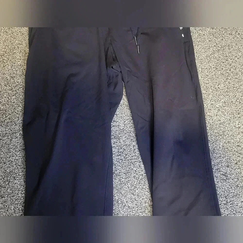 Lululemon On The Fly Pants, black size 6 - Picture 6 of 8